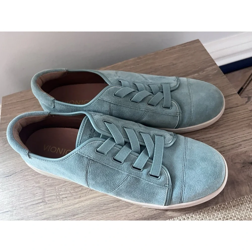 New! Vionic Turquoise Aqua Suede Women's 10 Shoes Sneakers Travel Casual W1